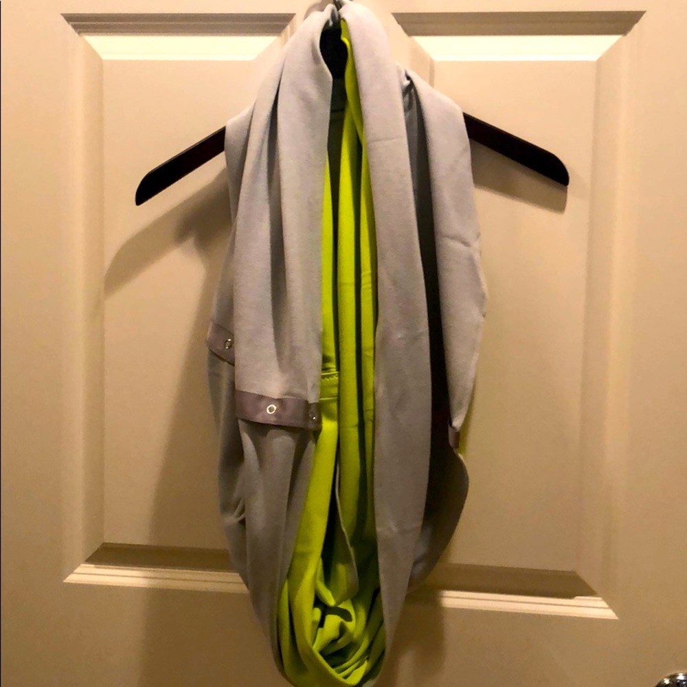 Lululemon Vinyasa Scarf